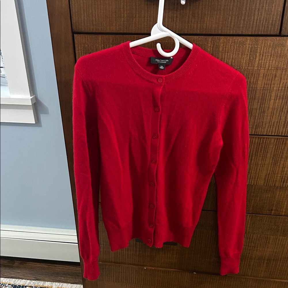 ANN TAYLOR Red 100% Cashmere Sweater; XS; 
Like New